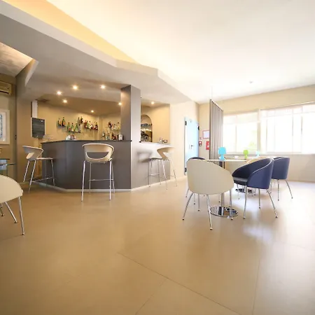 Igea 3* 迪亚诺马里纳